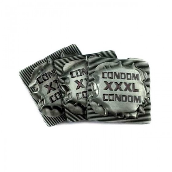 boucle de ceinture préservatif xxl avec ceinturon cuir optionnel