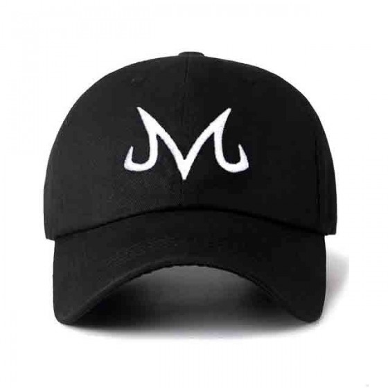casquette majin dragon ball...