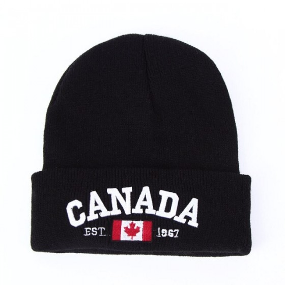 bonnet canada drapeau canadien