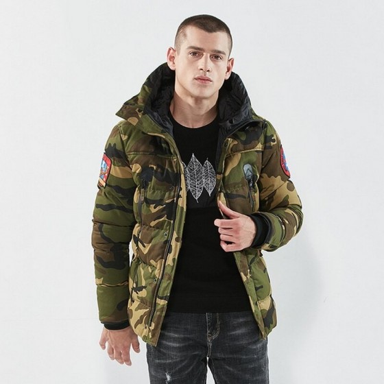 Padded military camouflage parka for men